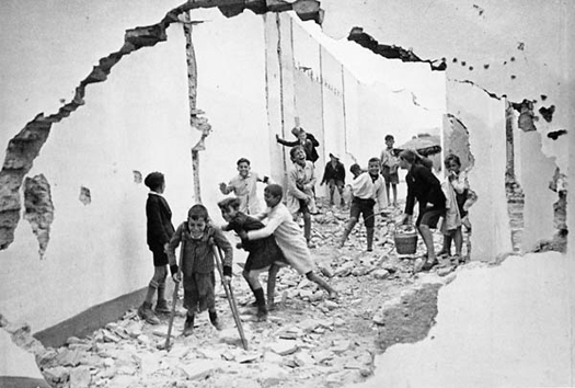 The Imagination of Playgrounds